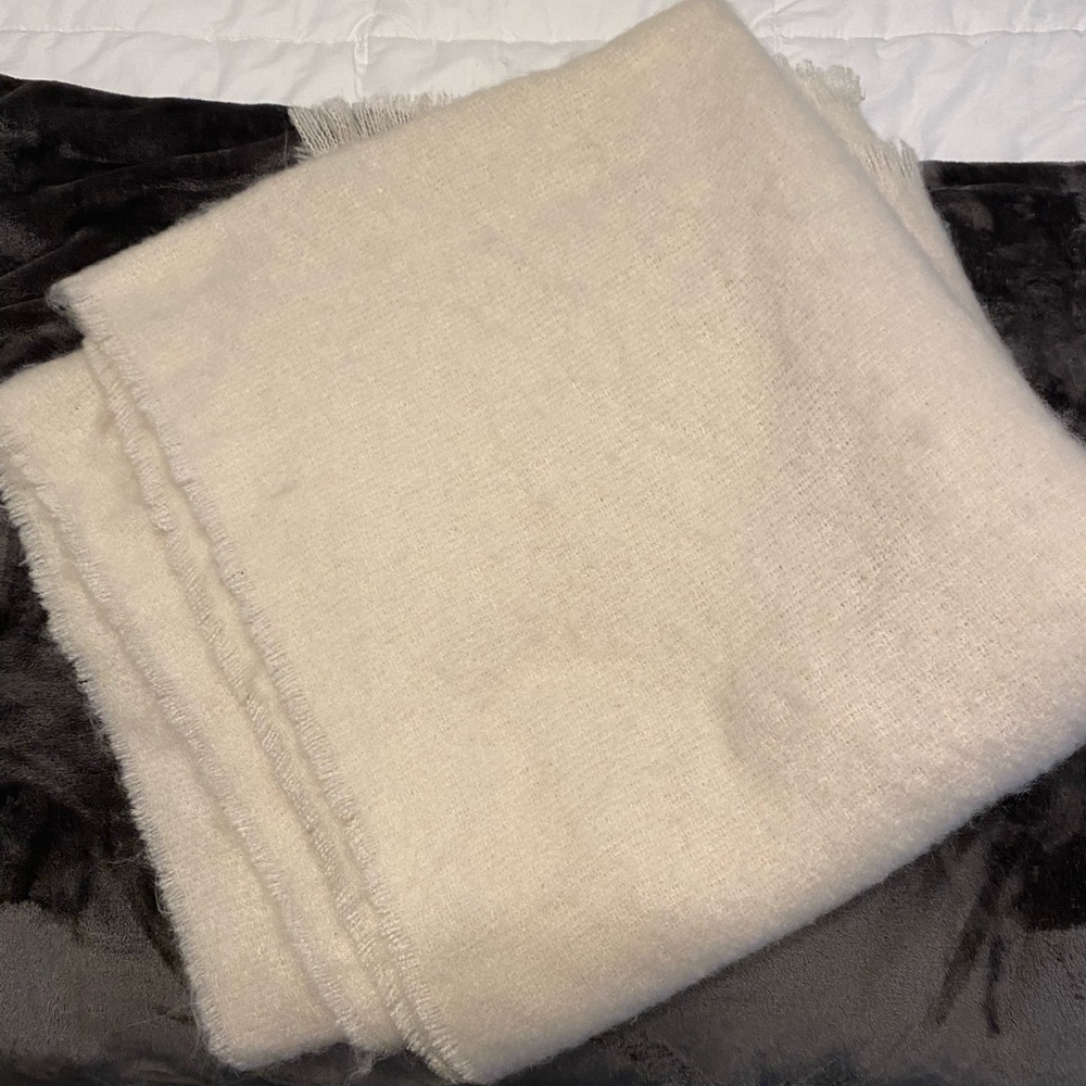 Cream Blanket Scarf